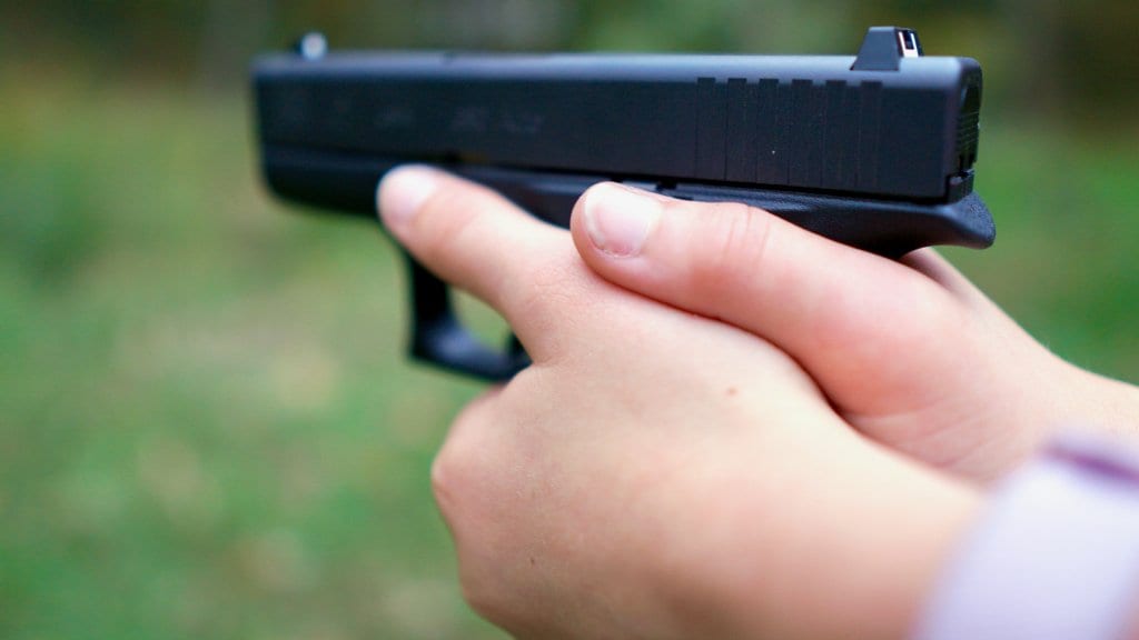 Handgun Grip 8 Tips For A Better Grip The Mag Life 