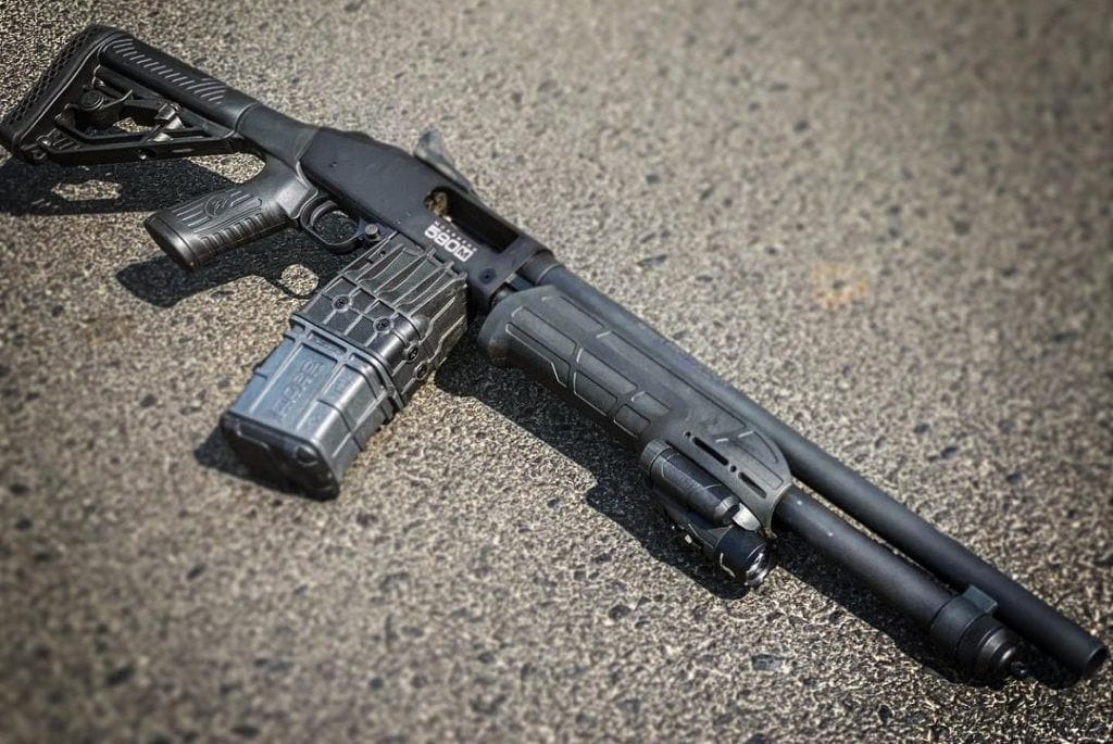 mossberg double barrel tactical shotgun