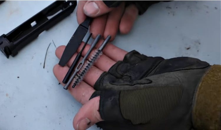 AK-12 cleaning accessories
