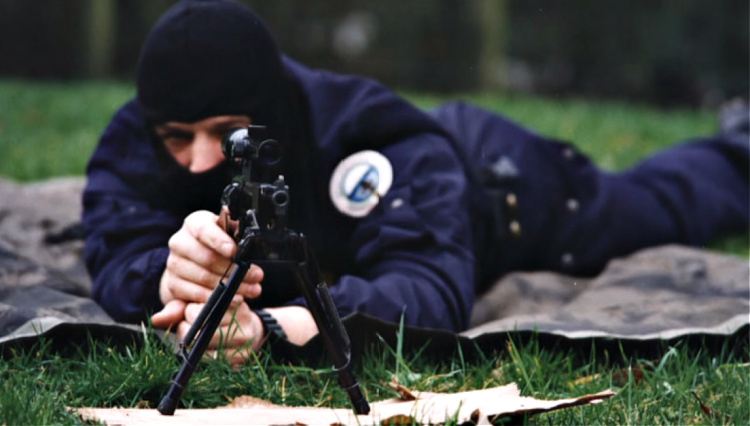 Manurhin MR73 GIGN revolver sniper