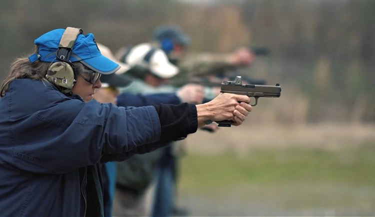pistol red dot in handgun class