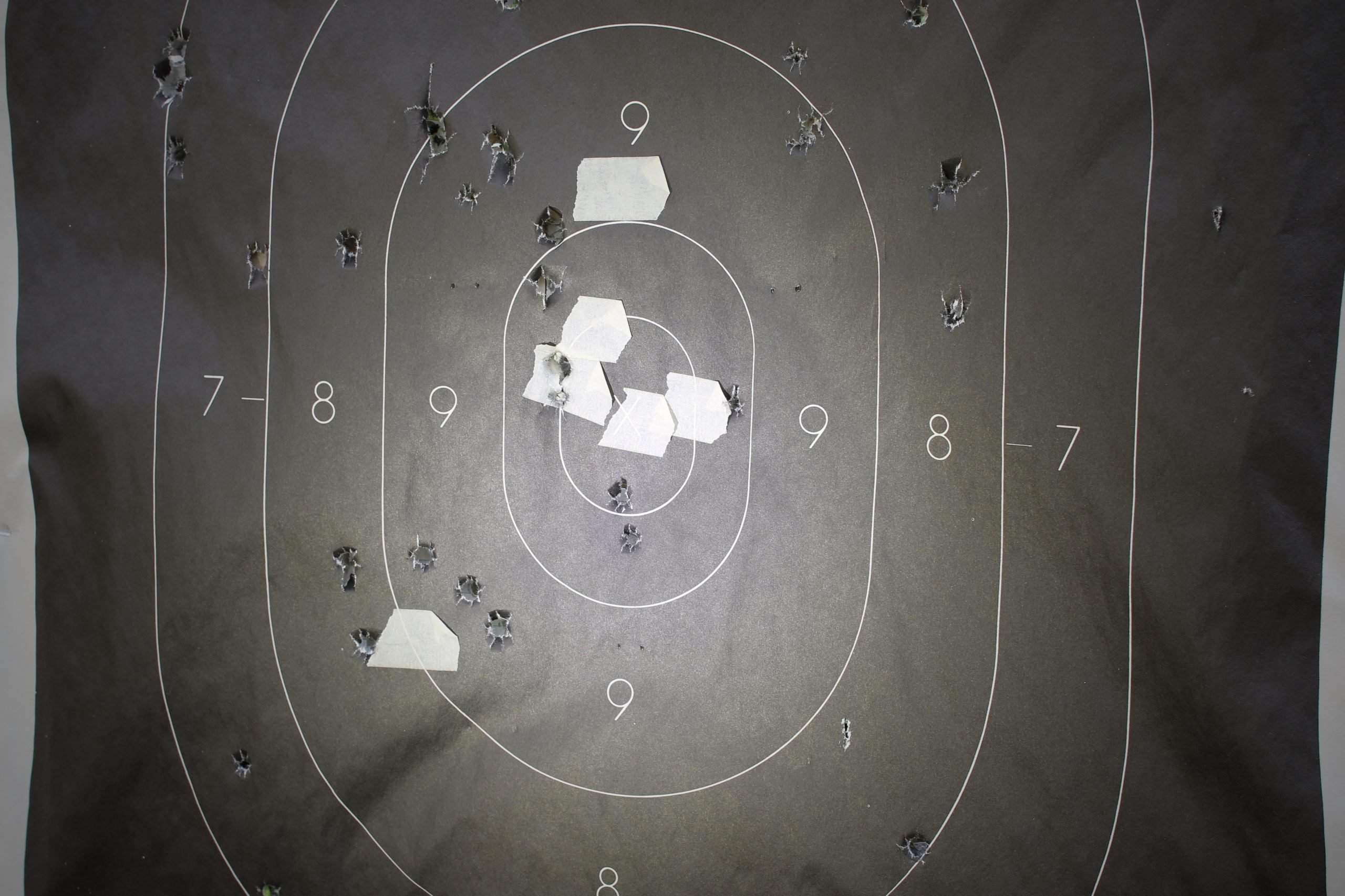 The center cone of the TWM-30 isn't going to get you on target, but it can be used to speed up target acquisition. 