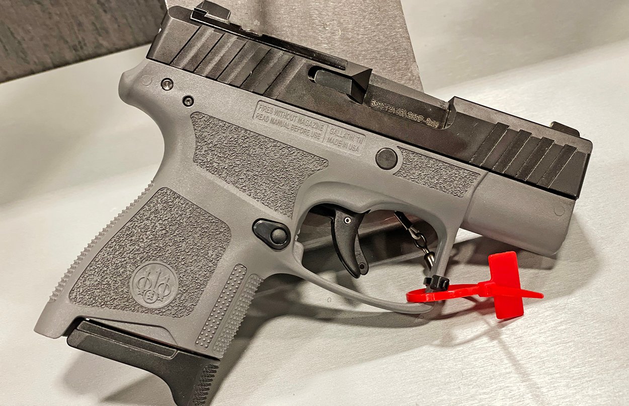 APX-A1-Carry-CCW-pistol-at-Concealed-Carry-Expo-2021