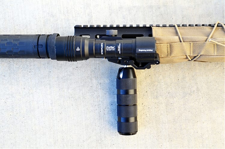 Fire Tail flashlight attachment