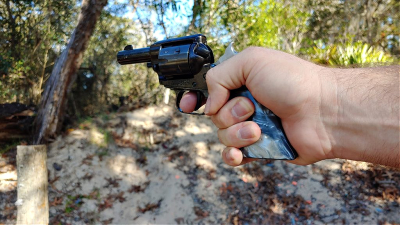 Barkeep revolver, trigger squeeze