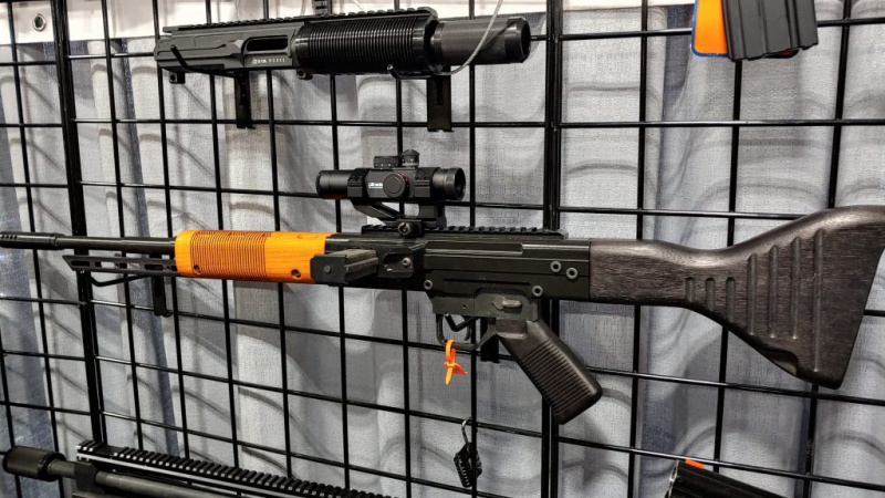 The FG 9 will come in two variants with slightly different barrel lengths.