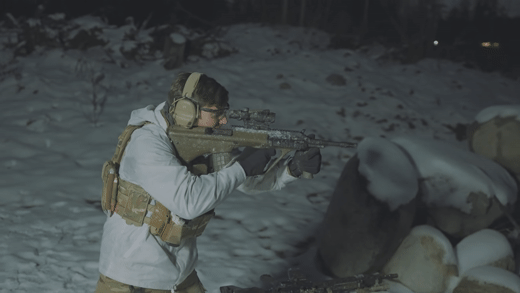 Freezing Rifle Test with AUG