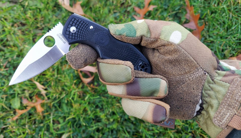 Mechanix shooting glove palm is thin enough to work the lock on a folding knife