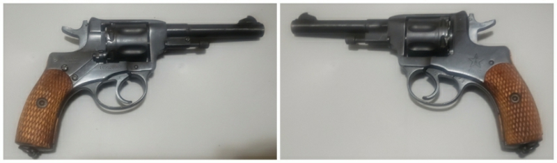 Nagant M1895 Revolver double profile