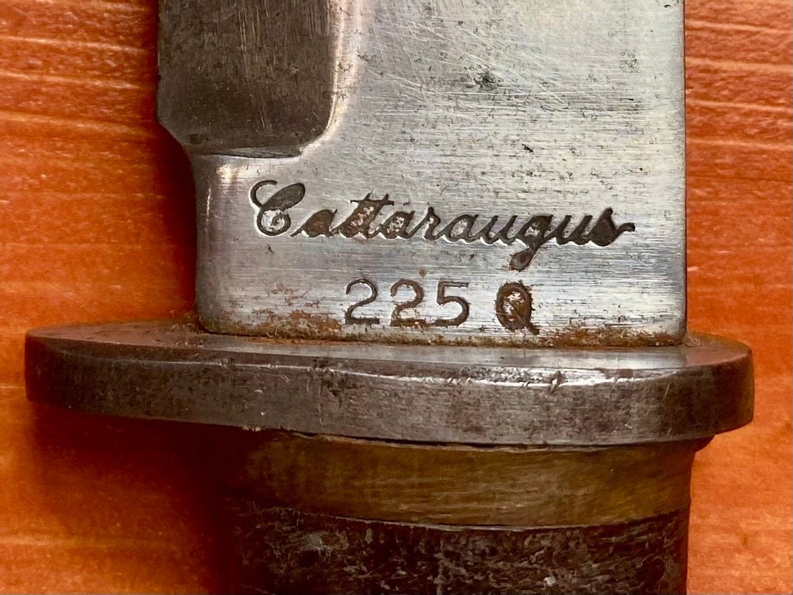 The Cattaraugus 225Q guard is steel, and just large enough to be functional.