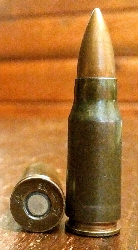 Up close of 7.92x33, round of the STG 44