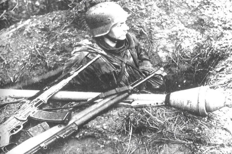 Historical Picture of STG 44