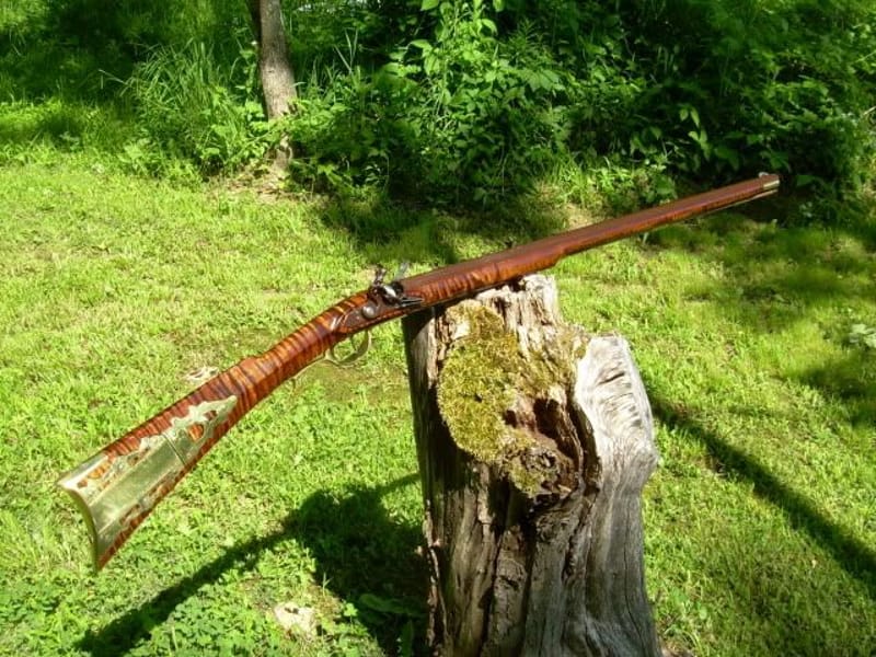 A Kentucky Flintlock Rifle in 36 caliber.