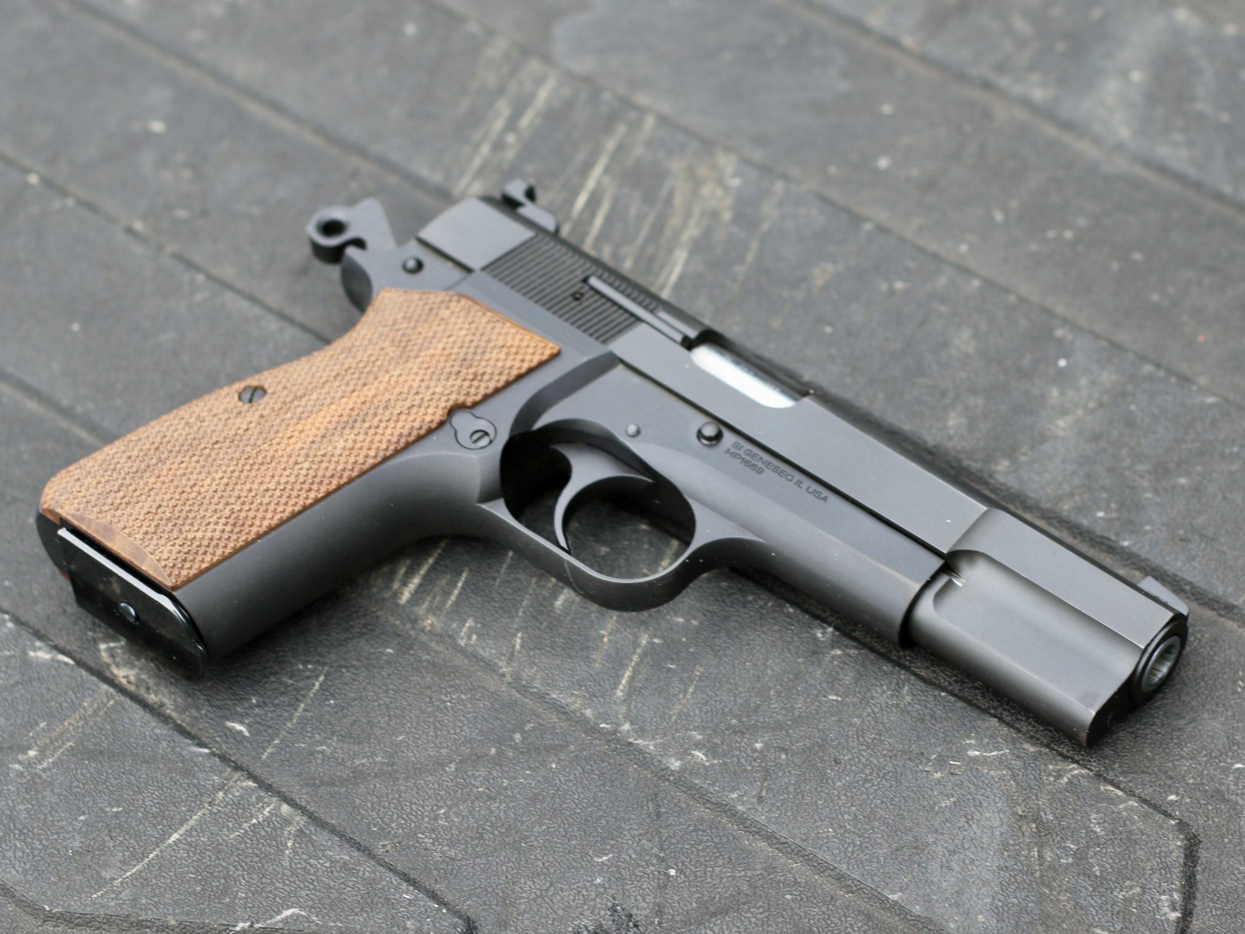 9mm pistol