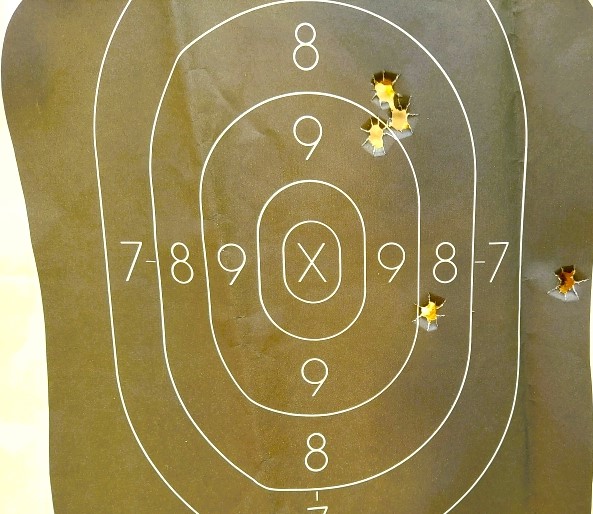 S&W CSX shot group from 10 yards with CCI Blazer 9mm ammo