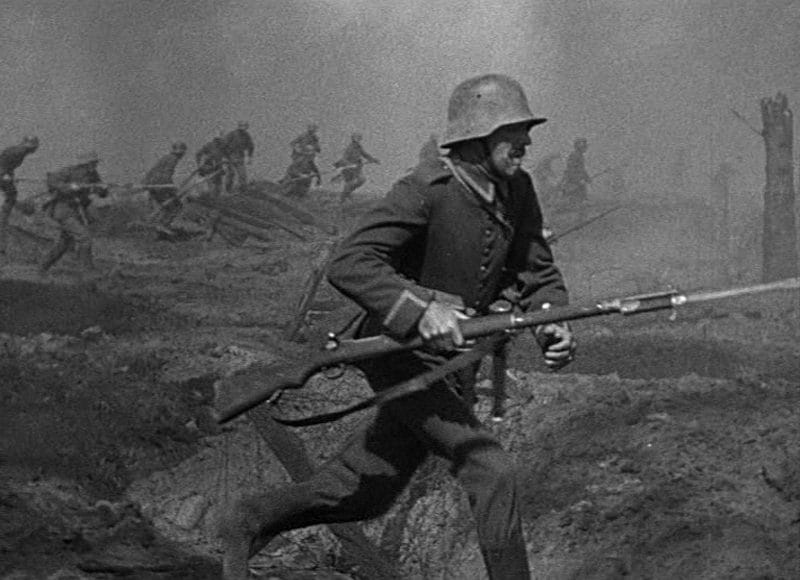 1930 version of All Quiet, soldier carrying Gewehr 98 bolt-action rifle
