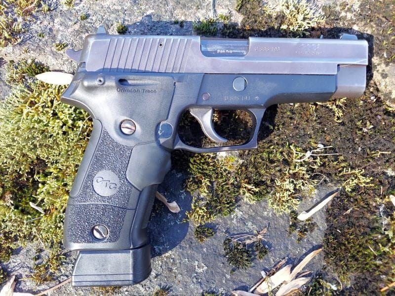 Sig P226.