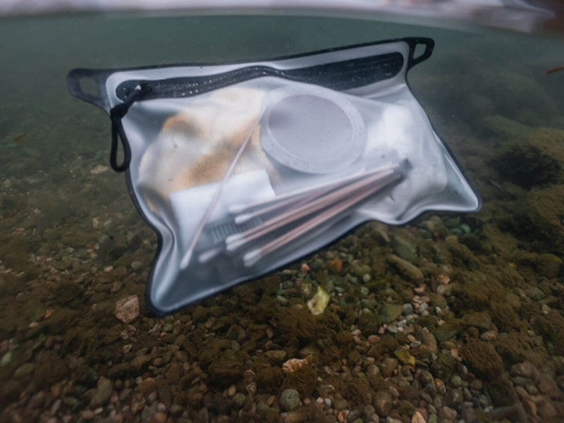 DAKA Waterproof pouch