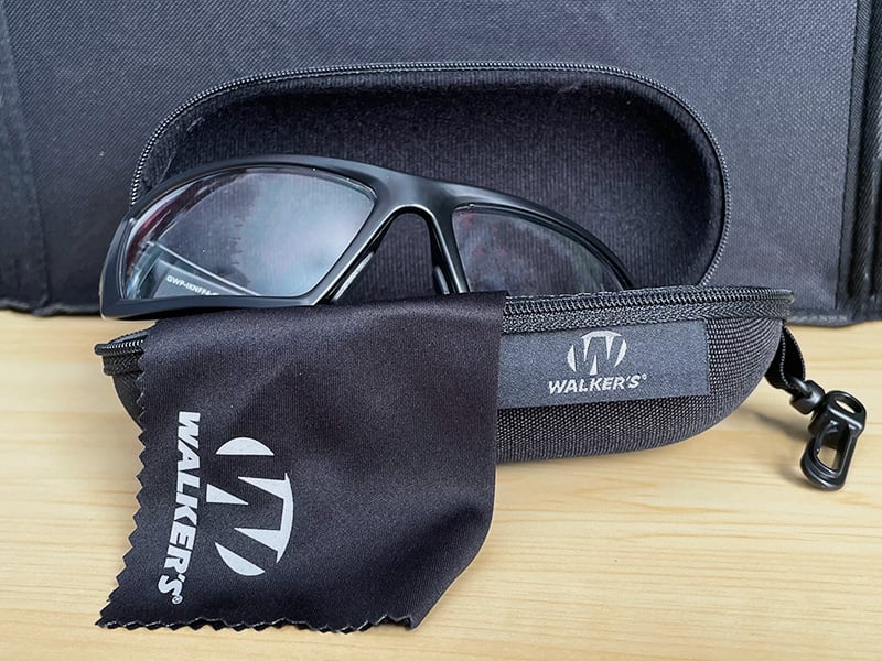 Sport Glasses With Interchangeable Lens - Walker's