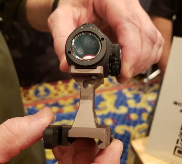 red dot mount with machined hole for front sight