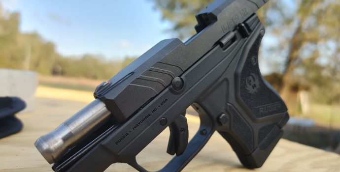 Glock 26 Vs. The Glock 43: Battle Of The Midgets! - The Mag Life