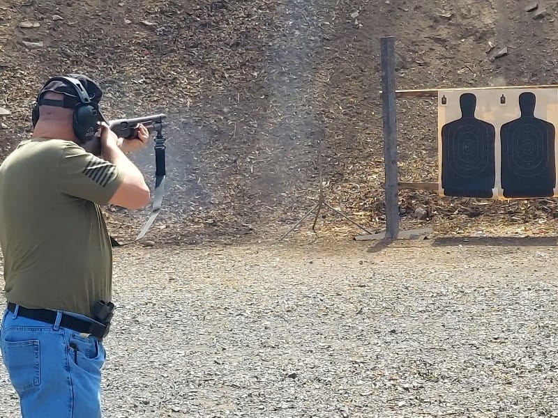 Engaging targets at 15 yards with the 870.