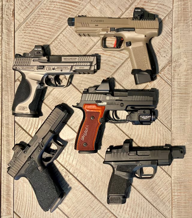 Considering a Red Dot Sight? Pros and Cons for Everyday Carry