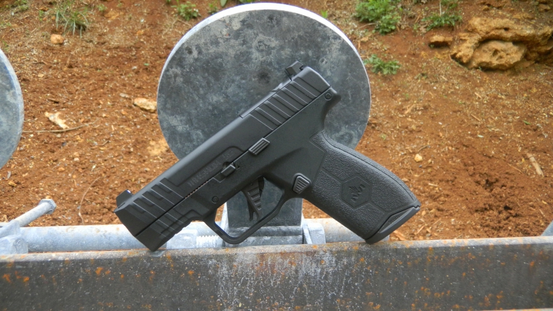 IWI Masada Slim pistol