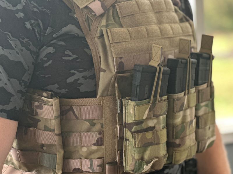 Options For Setting Up Your Tactical Vest - The Mag Life