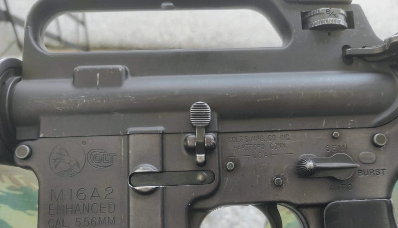 M-16A2 controls