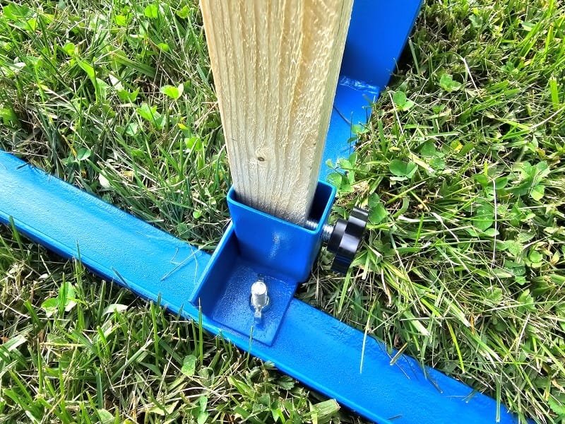 The base of the stand with the supports in place.